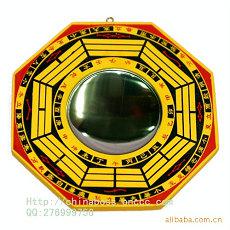 梦到和人起纠纷(梦到我跟别人发生争议梦到跟别人发生争执有什么含义)